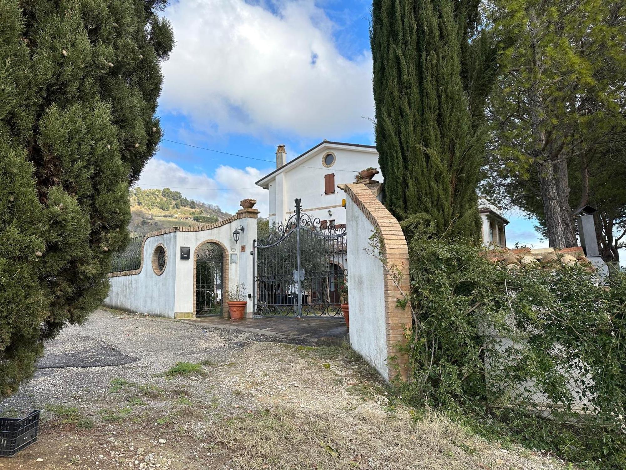 דירות ריפטרנסונה Casa Vacanze Cristina - Holiday House מראה חיצוני תמונה
